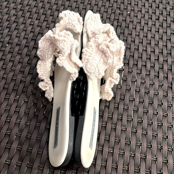 Charles & Keith slip on cream crochet Sandals size 39 - Picture 8 of 13